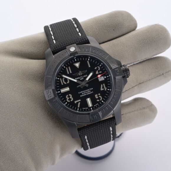 New Breitling Avenger Seawolf Night Mission V17319 45mm Men's Watch +B&P - Picture 8 of 8